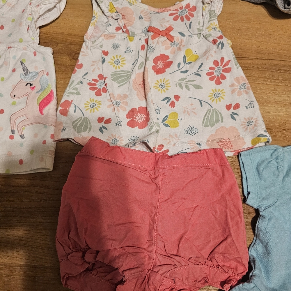 Baby clothes bundle - Picture 7 of 14